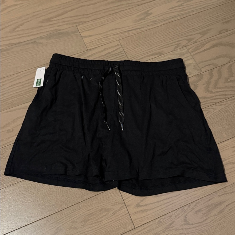 Medium Pacific Trail Black Athletic Shorts